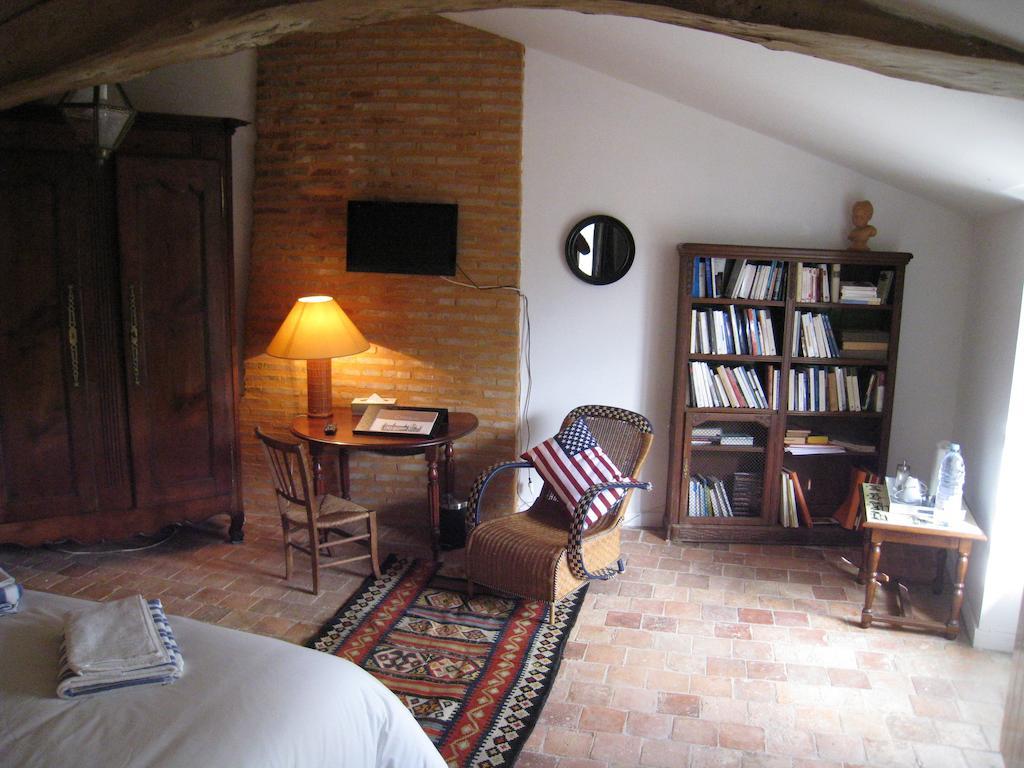 Le Logis Des Tourelles Bed & Breakfast Beaupreau Phòng bức ảnh